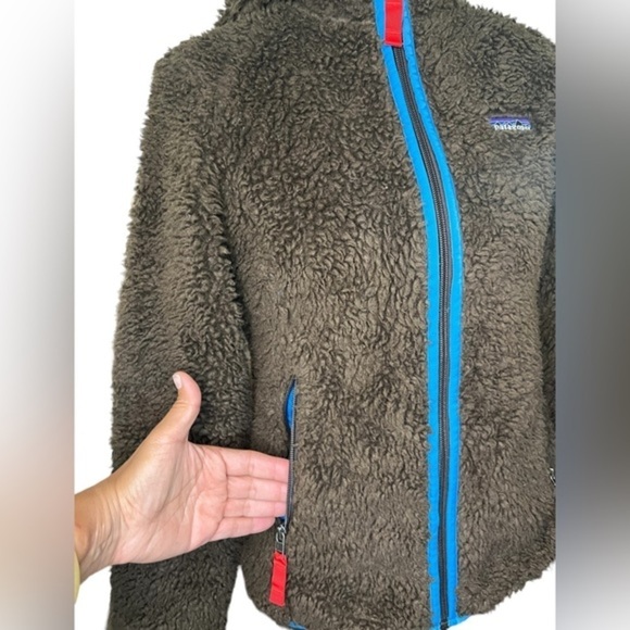 Patagonia Retro X Fleece Hooded Jacket Plush
Cardigan - Picture 4 of 10